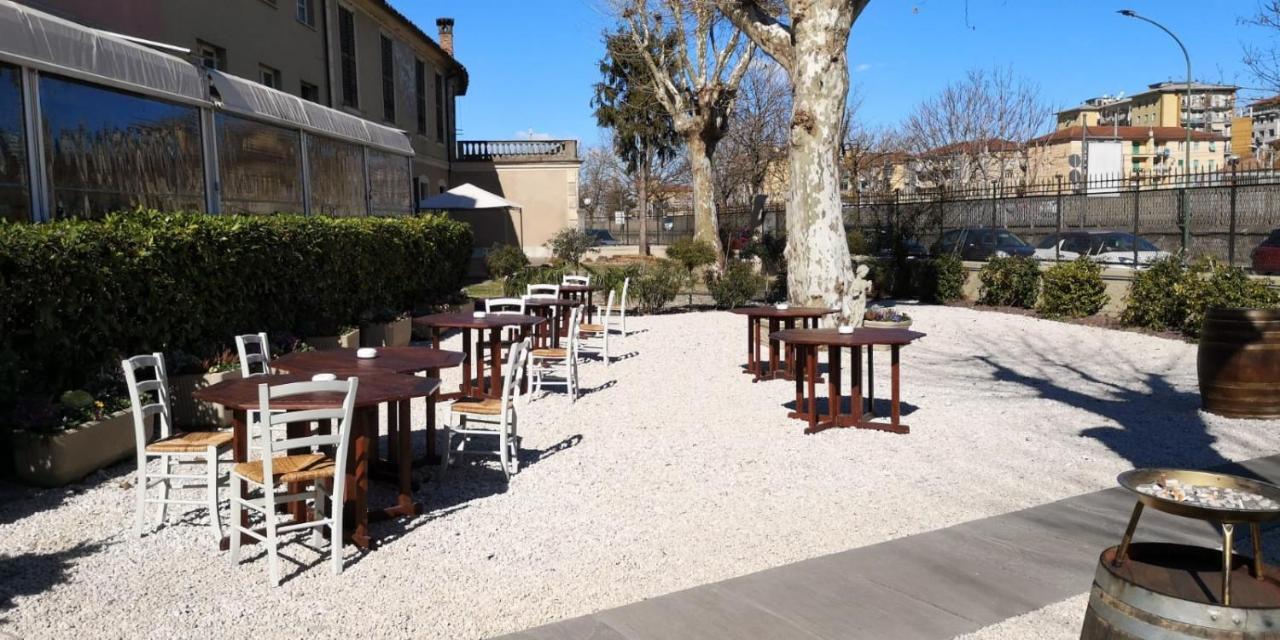 Ristorante Albergo Corona Novi Ligure Zewnętrze zdjęcie